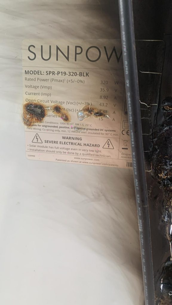 Certificado técnico de instalación de paneles solares con validación oficial de auditoría fotovoltaica